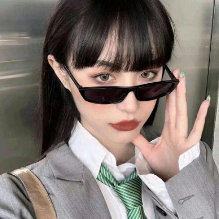 超好看的微信御姐头像 一共12张高清图