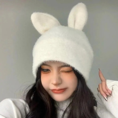 当下超火的真人可爱女生头像 共16张