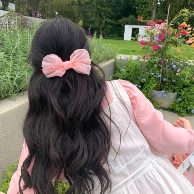 热门女生背影微信头像 11张合集