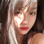 10张氛围感拉满的精致女生真人头像