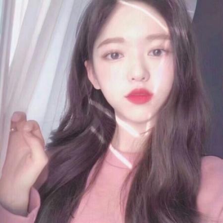 最新女生QQ高清头像合集 共12张