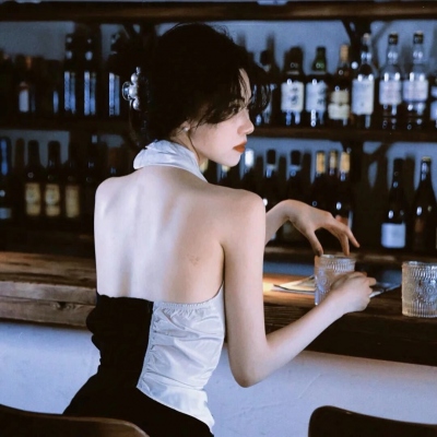 不撞款的优质女生头像合集，20张小众又特别