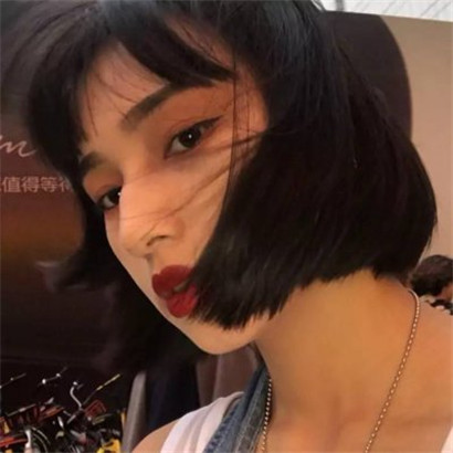 超拽酷感女生头像合集 10张高清无水印