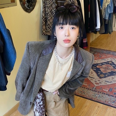 9张ins高级质感真人女生头像 好看的小姐姐头像合集