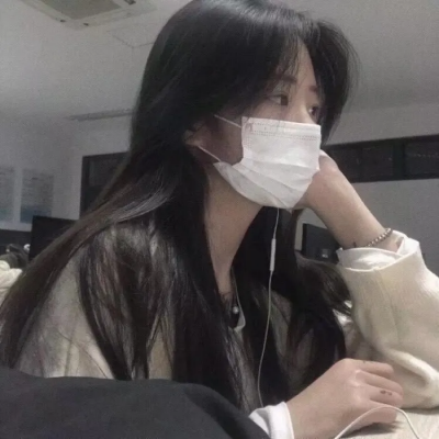 新款好看的微信女生真人头像合集来啦，共12张