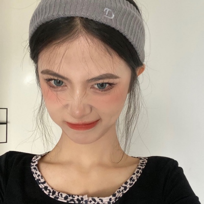 女生专属真人头像合集！10张好看的女生真人头像奉上