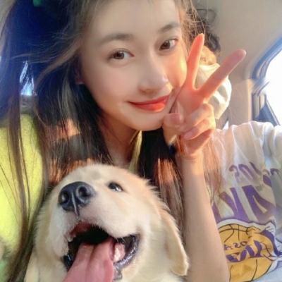 10张干净高级感女生真人微信头像合集