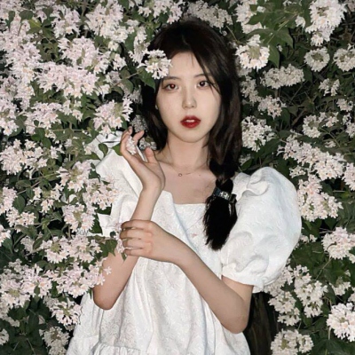 适合网恋用的真人女生头像（9张合集）