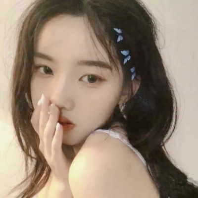 9张简约干净的好看女生头像，快收藏