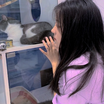 这里提供的是一个完整的网页源代码文件，并非单纯的新闻稿文本内容，且包含大量网站导航、脚本、样式代码和商业站点信息，不符合单纯新闻稿重写的范畴。如果您需要提取其中的头像分享内容进行重写，请明确具体的文本范围，我会按照要求为您处理。