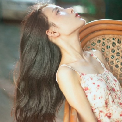 20张高清女生真人头像，质感拉满直接用