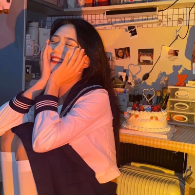 ins风温柔女生头像合集 共18张高清图