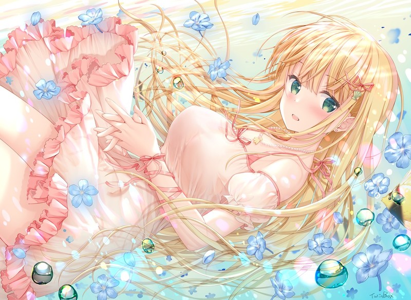 二次元金发绿眼少女壁纸合集