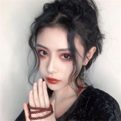 女生风情气质微信头像合集 共12张高清图