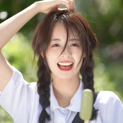 女生ins风小众真人头像合集来了！共18张不撞款的个性女头