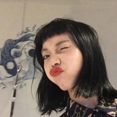 9张不撞款的真人女生微信头像 小众又好看