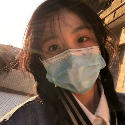 12张当下流行的模糊画风女生头像 快来收藏