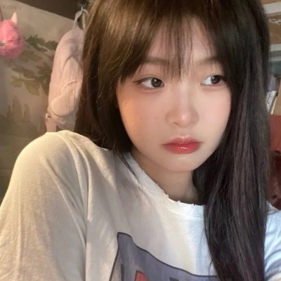 8张青春感拉满的16岁女孩真人头像