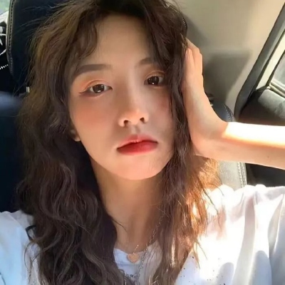 超火的女生微信头像 高清14张合集