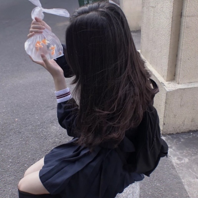 超酷不露脸半身JK女生头像合集 共11张