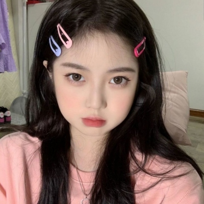 女生可爱呆萌真人微信头像上新啦！13张最新原图直接存