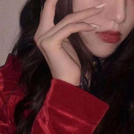 最新女御姐款微信头像合集（12张）