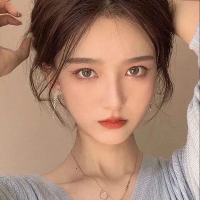 超火的女生微信头像 高清14张合集
