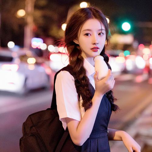 又纯又撩的大气感女生头像，这次一次性更了12张