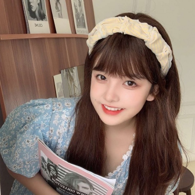 热门高清女生头像合集 共11张