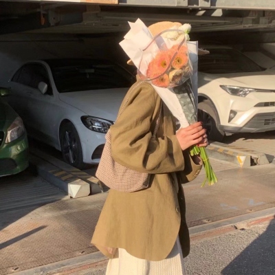 17张ins风高级质感文艺女头像合集 优质女生头像素材