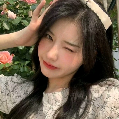 12张超有气质的惊艳女生头像来啦