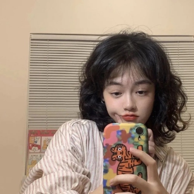 20张小众不撞款的真人女生头像 快收藏