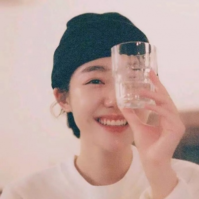 超酷个性女生头像上新 一共7张赶紧收藏