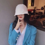 超火的女生个性头像合集，一共8张高清图