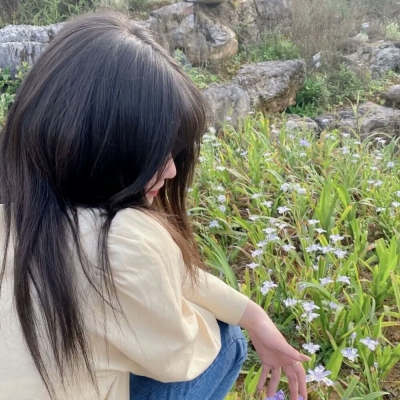 13张氛围感拉满的小众女生网图头像