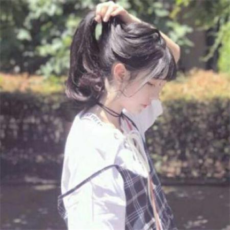 超火的女生侧脸高清头像合集 共12张