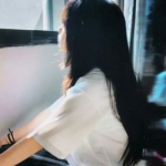 13张氛围感拉满的小众女生网图头像