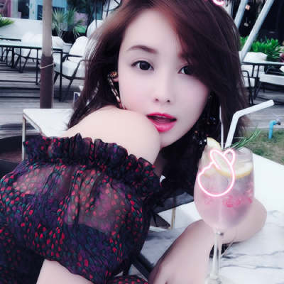 成熟女生微信头像合集！12张气质成熟美女头像分享