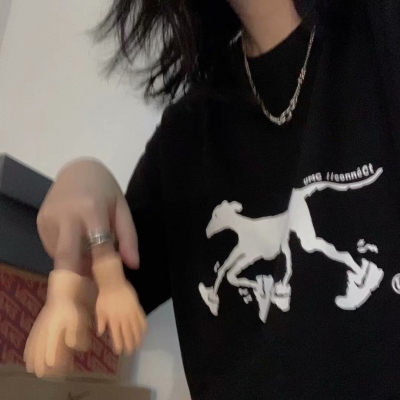 超火女生个性高清头像合集，一共20张