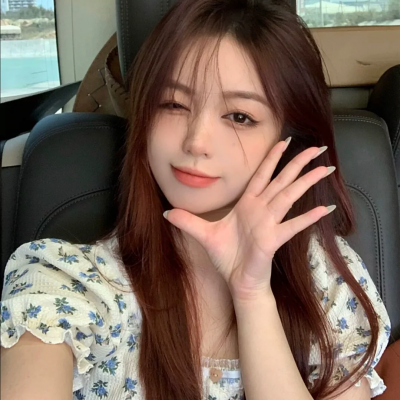 10张质感超棒的酷飒女生真人头像分享