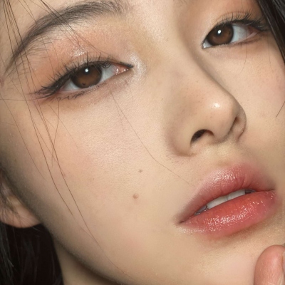 热门高清女生头像合集 共11张