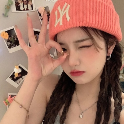 最新甜妹真人头像合集 9张适合女生用的头像