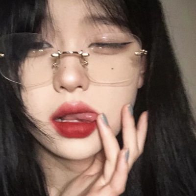 超火个性女生头像合集 共18张