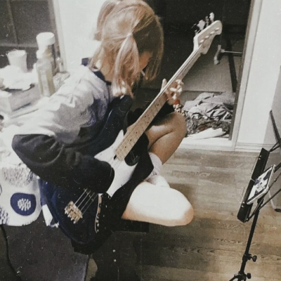 18张小众复古胶片风女生头像合集 适合当头像的复古感美图都在这