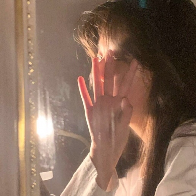 超火的真人女生个性头像，高清无水印共14张