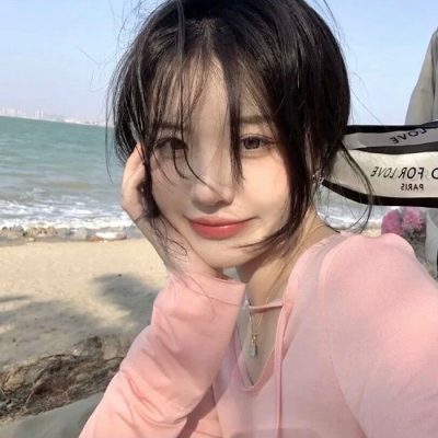 超火的女生高清头像合集 共16张