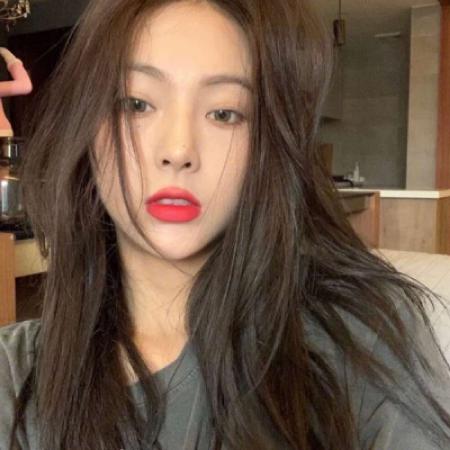 最新女御姐款微信头像合集（12张）