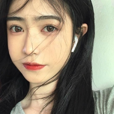 9张好看的女生真人头像合集 直接存就能用