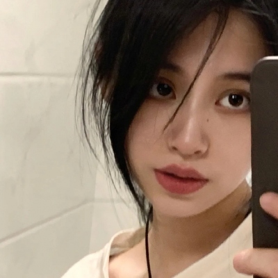 5月清新简约款女生头像合集，13张大方好看的头像图来啦