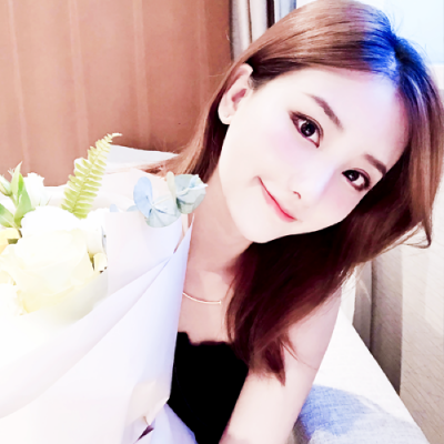 最新女生微信头像合集 一共12张高清美女头像